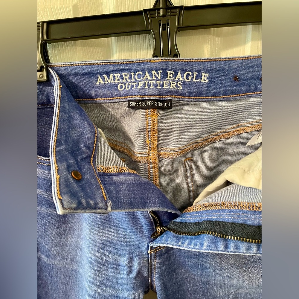 American Eagle High Rise Jegging Size 8 R - Picture 4 of 4